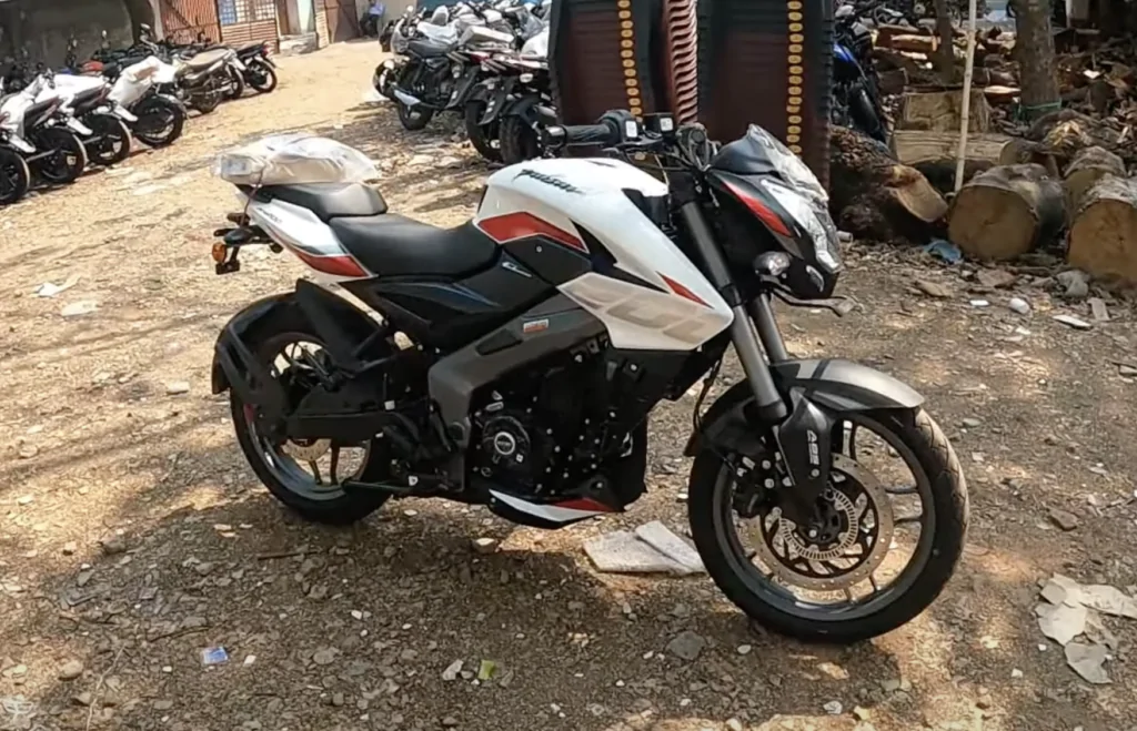 New Bajaj Pulsar 400 Faces Unexpected Delay, Scheduled for 2025